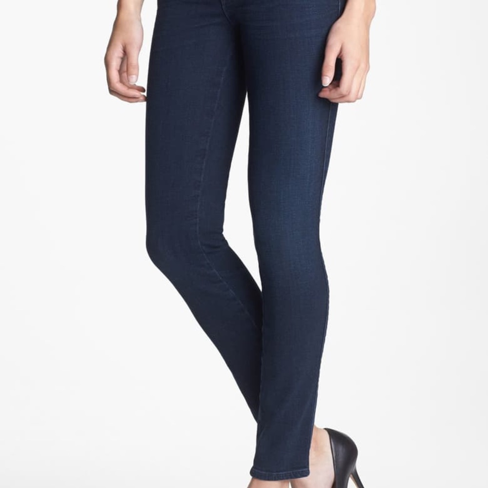Genetic Denim Jeans in Shya